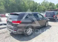 2016 KIA Sorento фото