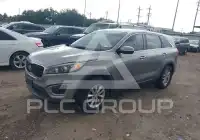 2016 KIA Sorento photo