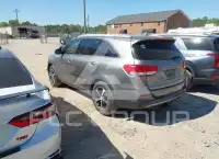 2016 KIA Sorento photo