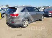 2016 KIA Sorento photo