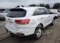 2016 KIA Sorento photo