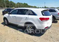 2016 KIA Sorento photo