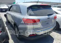 2016 KIA Sorento photo