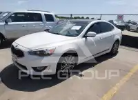 2016 KIA Cadenza photo