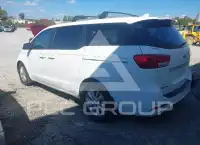 2016 KIA Sedona фото