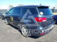 2016 KIA Sedona фото