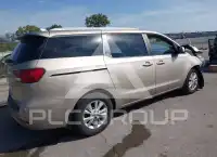2016 KIA Sedona фото