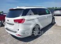 2016 KIA Sedona фото