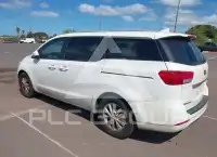 2016 KIA Sedona photo