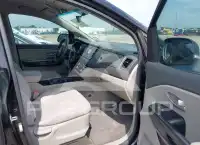 2016 KIA Sedona фото