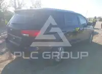 2016 KIA Sedona фото