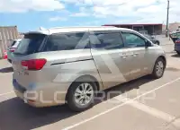 2016 KIA Sedona фото