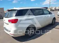 2016 KIA Sedona photo