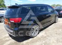 2016 KIA Sedona фото
