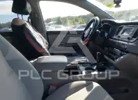 2016 KIA Sedona фото