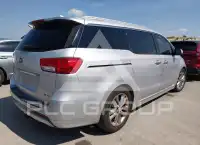 2016 KIA Sedona фото