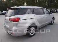 2016 KIA Sedona photo
