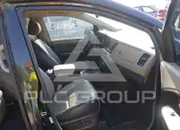2016 KIA Sedona фото