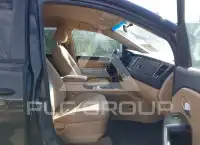 2016 KIA Sedona фото