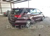 2016 KIA Sedona фото