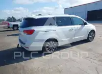 2016 KIA Sedona фото