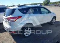 2016 Ford ESCAPE photo
