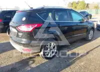 2016 Ford ESCAPE photo