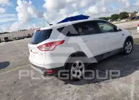 2016 Ford ESCAPE photo