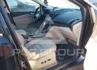 2016 Ford ESCAPE photo