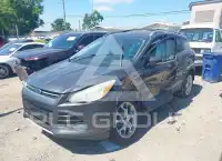 2016 Ford ESCAPE photo