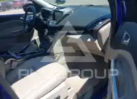 2016 Ford ESCAPE photo