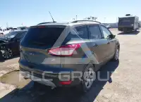 2016 Ford ESCAPE photo