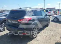 2016 Ford ESCAPE photo