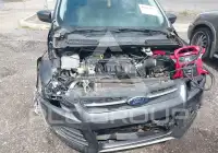 2016 Ford ESCAPE photo