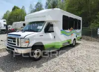 2016 Ford E-450 фото