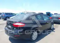 2016 Ford FIESTA фото
