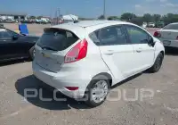 2016 Ford FIESTA фото