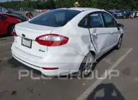 2016 Ford FIESTA фото