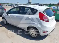 2016 Ford FIESTA фото