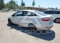 2016 Ford FIESTA фото