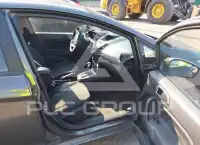 2016 Ford FIESTA фото