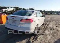 2016 Ford FOCUS фото