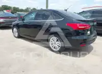 2016 Ford FOCUS фото