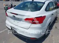 2016 Ford FOCUS photo