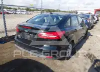2016 Ford FOCUS фото