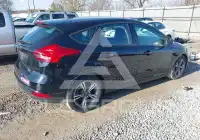 2016 Ford FOCUS photo