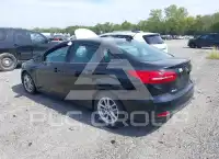2016 Ford FOCUS photo