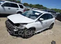 2016 Ford FOCUS фото
