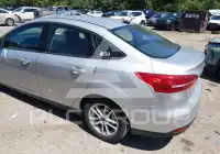 2016 Ford FOCUS photo
