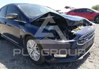 2016 Ford FOCUS фото